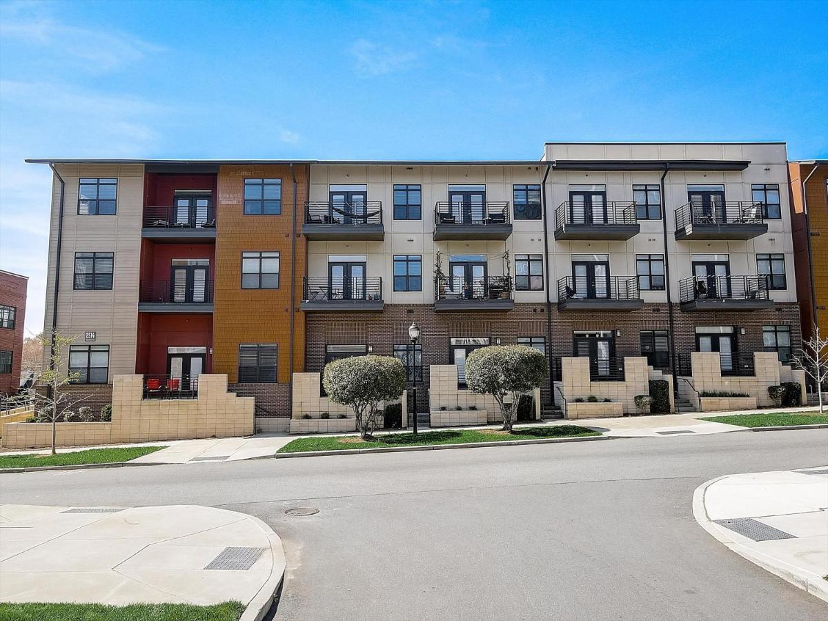 Frontdesk Village At Commonwealth Apts Plaza Midwood Charlotte Luaran gambar
